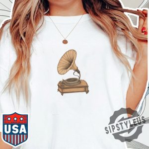 Vintage Record Player Tshirt